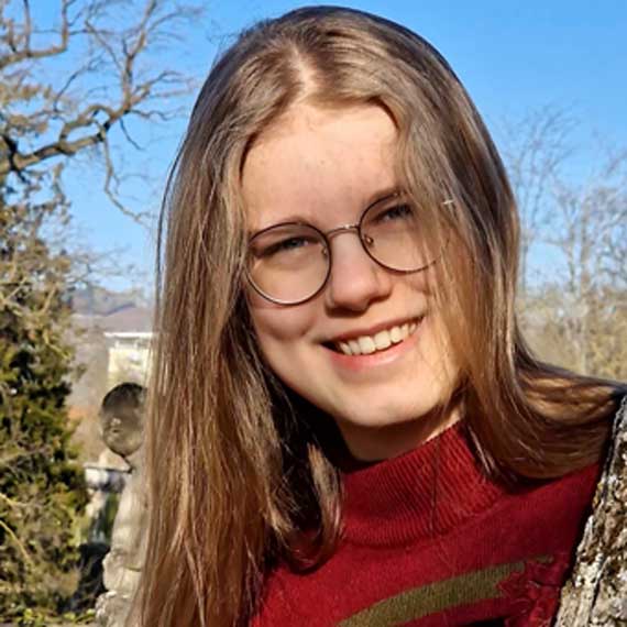 Désiree, eine von vielen FWJ'lerinnen.